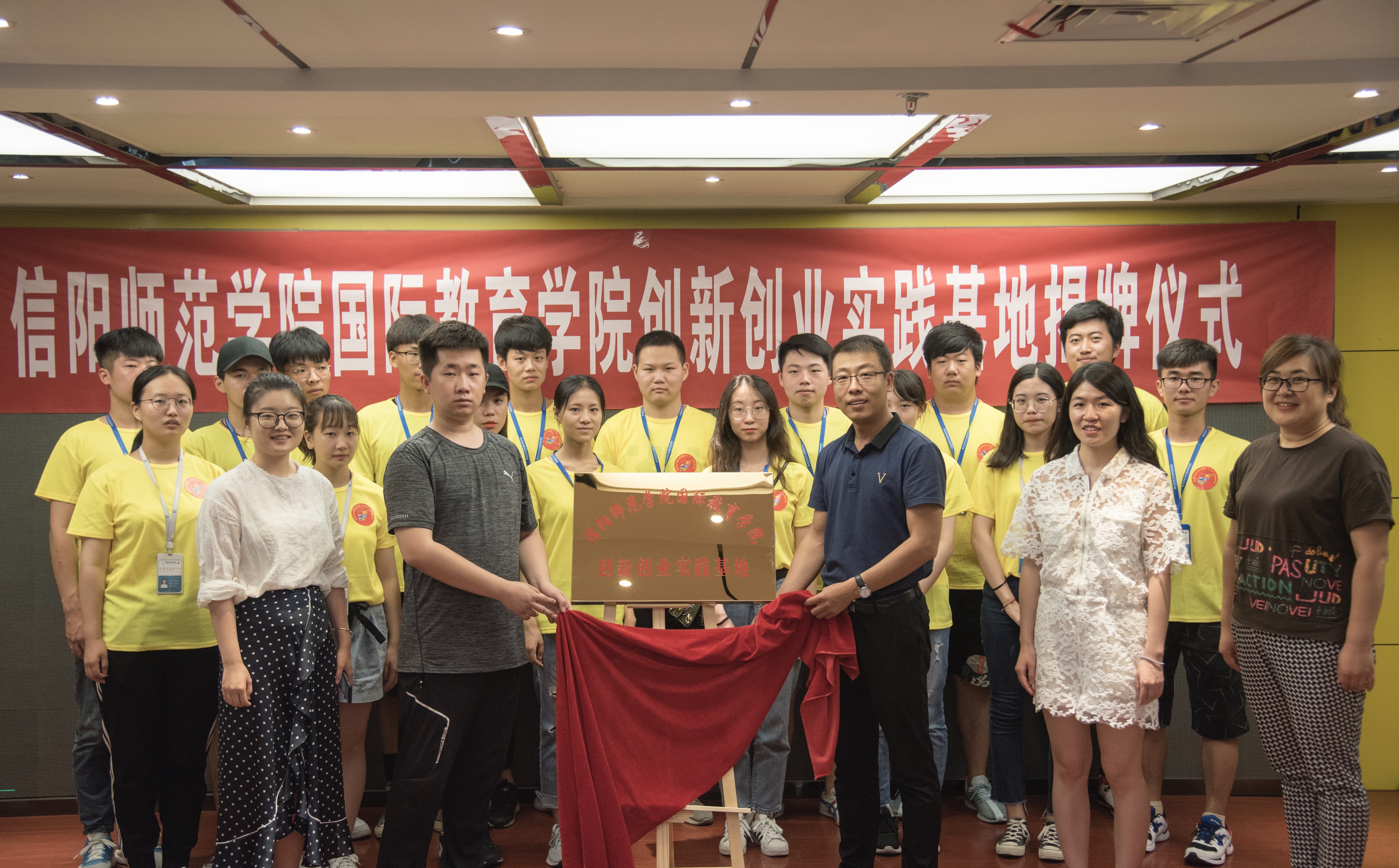 431BF5546295EE0F4785BD48DF8D09A8(0).png 431BF5546295EE0F4785BD48DF8D09A8(0).png